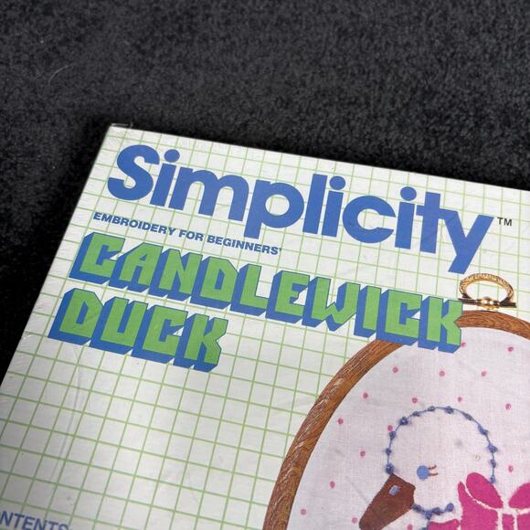 Simplicity Candlewick Duck Vintage Needlework Craft Kit - New In Box Cottagecore - Picture 3 of 7